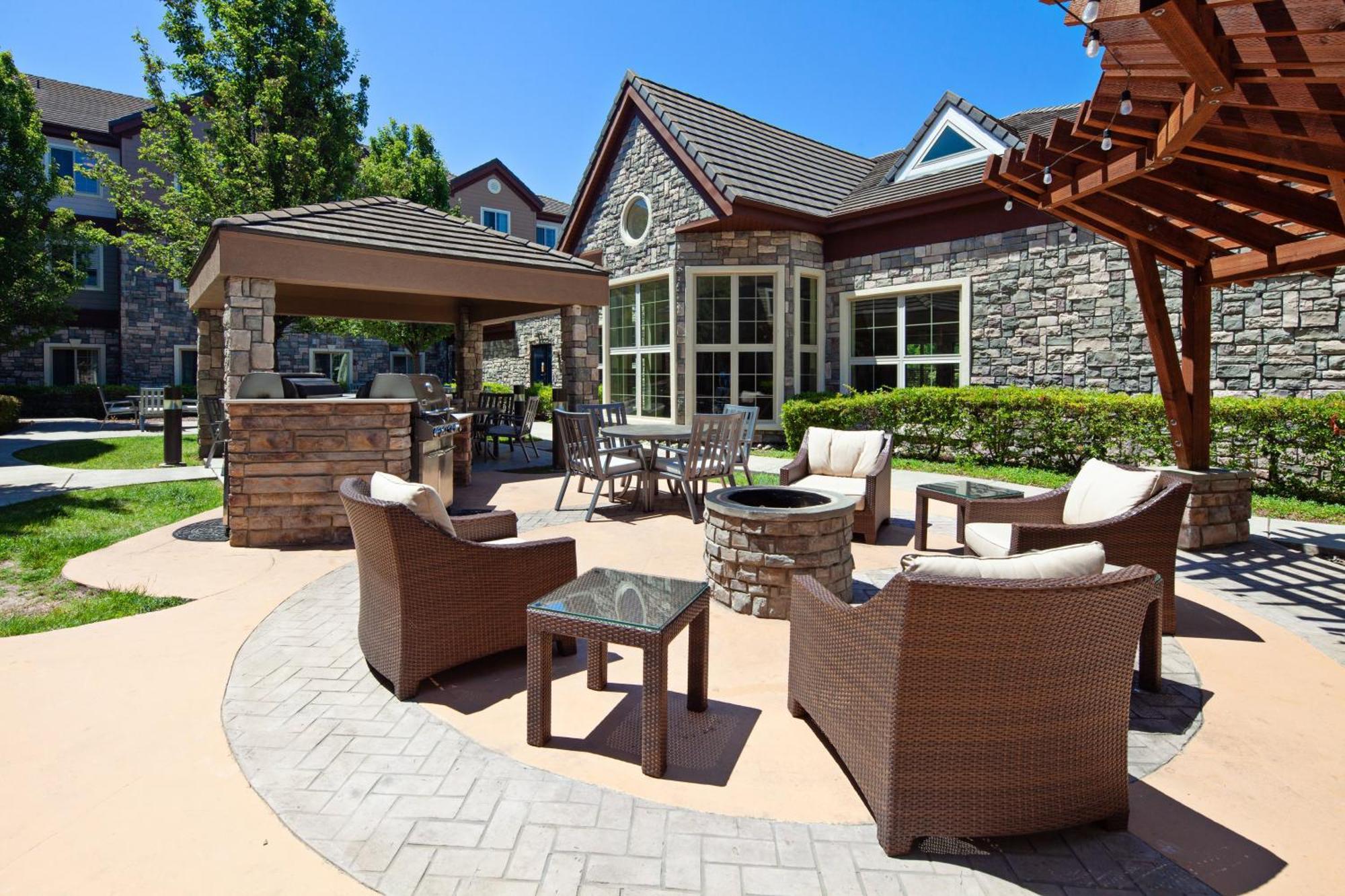 Staybridge Suites Fairfield Napa Valley Area By Ihg Buitenkant foto