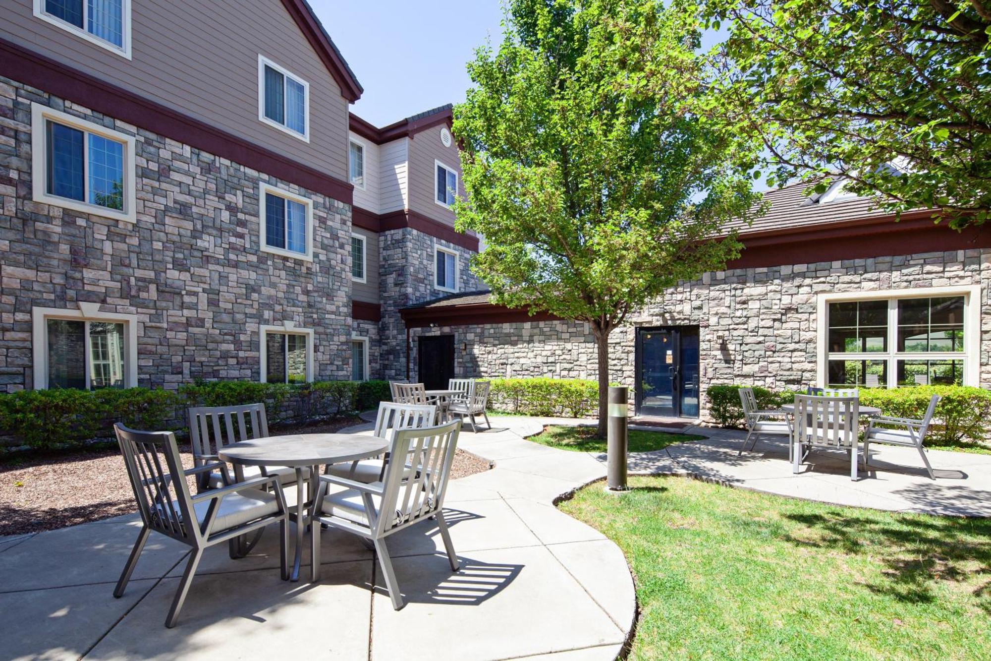 Staybridge Suites Fairfield Napa Valley Area By Ihg Buitenkant foto